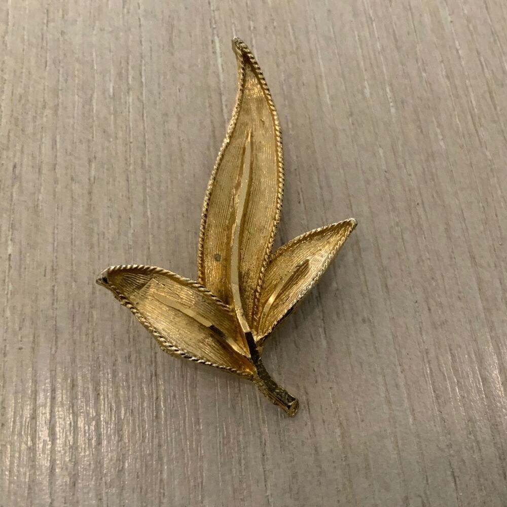 Vintage Brooch